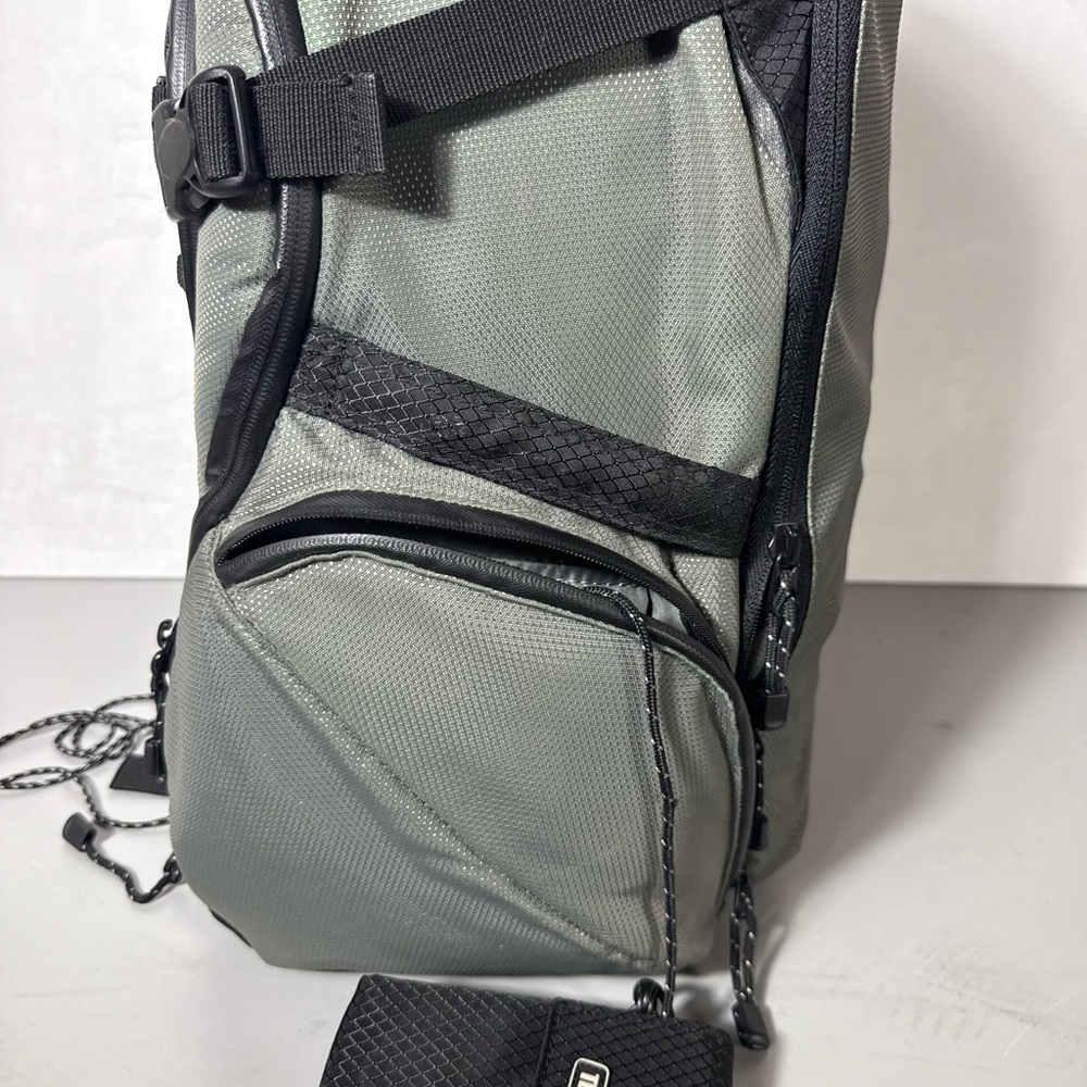 Tenba Camera Backpack Bag - Picture 6 of 13